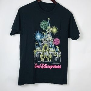 Walt Disney Land T-shirt Sz S